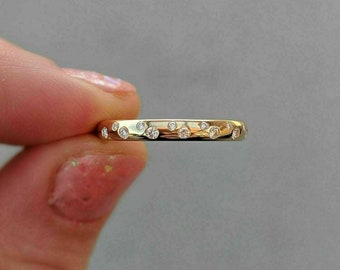 Flush Set Eternity Band Round Cut Colorless Diamond Wedding Band Matching Wedding Band Chunky Dainty Band Bridal Ring Set in 14k Yellow Gold