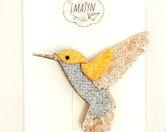 Hummingbird brooch