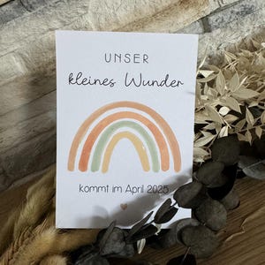 Karte Schwangerschaft verkünden unser kleines Wunder Regenbogen personalisiert Geburtsmonat Baby Mama Papa Oma Opa Eltern 2025 Kinderwunsch