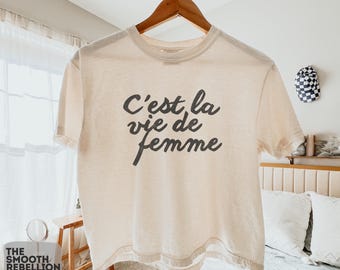 Feminist Boxy Tee - French Quote Cropped Top For Women