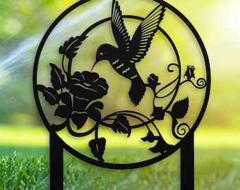 Hummingbird Garden Stake Decor, Hummingbird Garden Art, Metal Hummingbird Yard Art, Metal Garden Stakes, Lawn Stakes, Gardening Gift Ideas