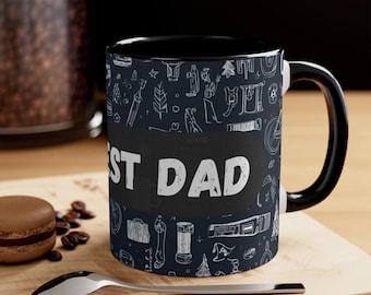 Größte Papa Tasse | Camping Doodle Muster, Roter Akzent 11oz