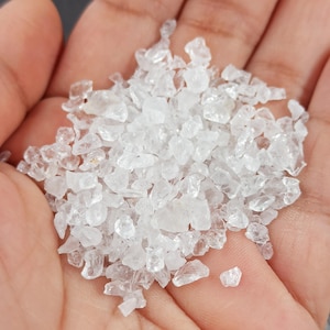 3-5mm Natural Crushed Coarse Crystal clear Gemstone for crystal Hilling Craft Making woodworking wood inlay rings inlay