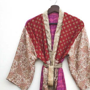 Silk Patchwork Vintage Sari Kimono Bathrobe, Silk Bland Duster Robe Beach Cover Up, Colorful Dressing Gown, Bohemian Robe