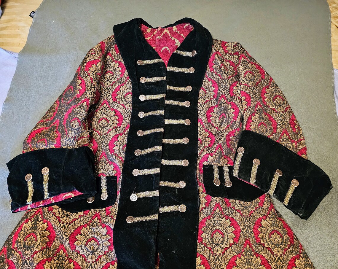 Paisley Jacquard short Pirate Vest-Blue/gold main image 1