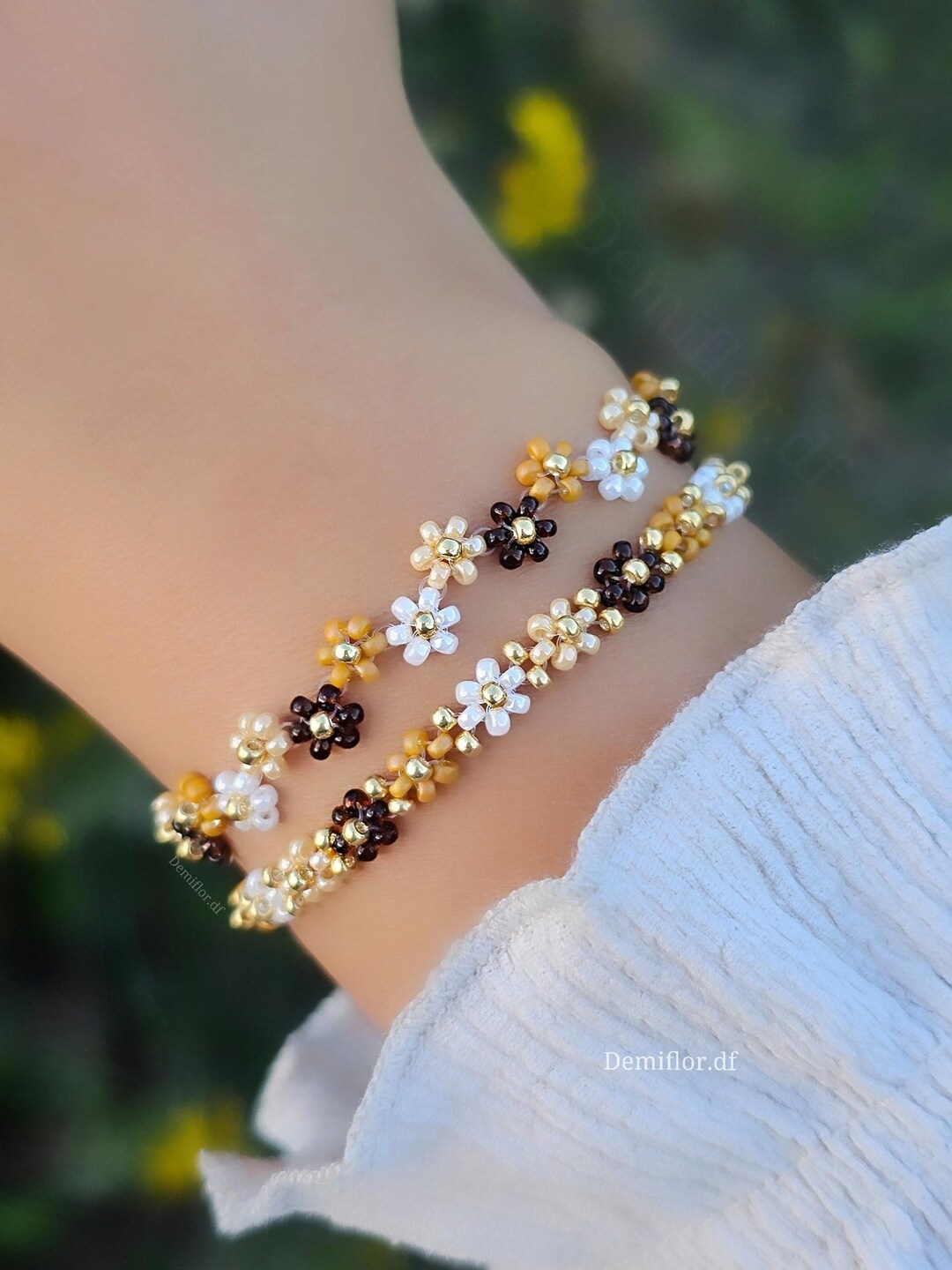 Set of 2 Mini Flower Bracelets | Minimalist Daisy Flower Bracelet