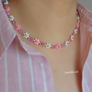 Collana di fiori rosa 414cm Girocollo fatto a mano accessori donna, ragazza gioielli di perle unici collana floreale primaverile immagine 1