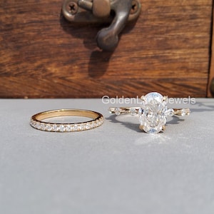 2 CT Oval Cut Moissanite Engagement Ring, Vintage Bridal Set, With Stacking band Oval Bridal Set, Anniversary Ring, Gift For Women.