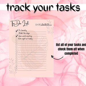 K&ouml;nnte beinhalten: Eine rosa und wei&szlig;e To-Do-Liste mit dem Text "track your tasks". Die Liste enth&auml;lt Kontrollk&auml;stchen f&uuml;r Aufgaben wie "Do laundry" und "Walk the dogs". Das Datum "04/18/23" wird angezeigt. Der Text "list all of your tasks and check them off when completed" ist ebenfalls sichtbar.