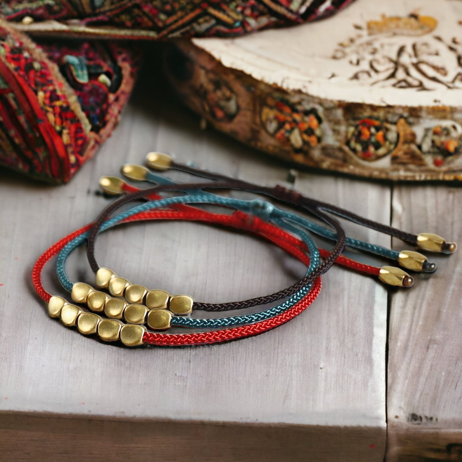 Braccialetti tibetani portafortuna filo rosso porta fortuna braccialetto  buddista cinese intrecciato regolabile braccialetto etnico braccialetto  uomo donna -  Italia