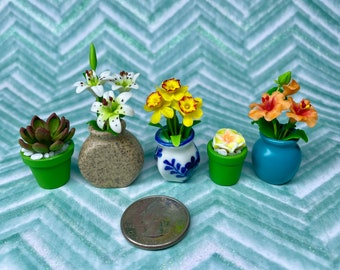 Lot de 5 plantes/fleurs miniatures en pot, thème orange et jaune, échelle 1:12