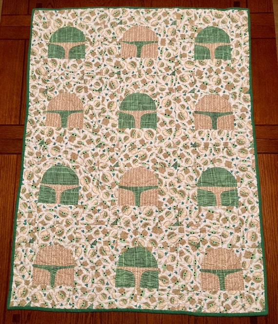Mandalorian and Grogu Crib Quilt