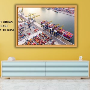 Containerschiff im Tiefseehafen Leinwand Kunst, Frachtschiff Fotografie Kunst Dekor, Wasser Logistik Bilder Druck auf Leinwand, Logistik Geschäftskunst