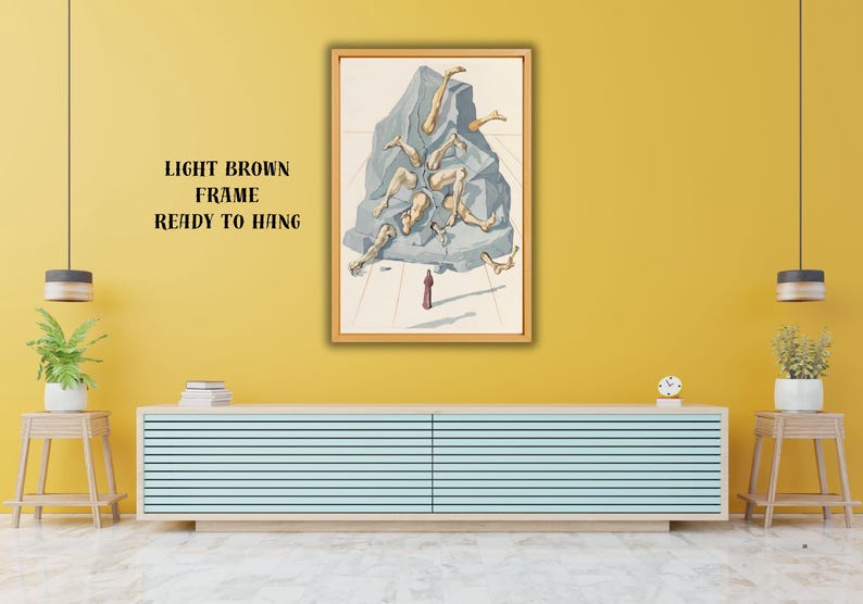 Op de afbeelding: Een ingelijst kunstwerk met een lichtbruine lijst. Het kunstwerk toont een surrealistische sc&egrave;ne met figuren die uit een grote, grijze, geometrische structuur tevoorschijn komen. Een klein figuur staat eronder. De tekst "LIGHT BROWN FRAME READY TO HANG" is zichtbaar.
