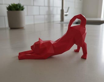 Small cat statue, Origami cat sculpture – Modern geometric cat decoration – Stretching cat.