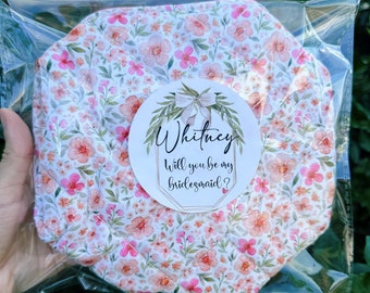 BRUIDSMEISJE DEAL - Bruidsmeisjes cadeau - Gewatteerde bloemenstof cosmetische tas/make-up tas/toilettas met aangepaste sticker