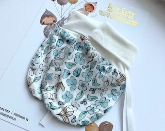 A pair of Silk Anti-Scratch Baby Mittens. Helps with soothing eczema, irritated skin - Ditsy Blue Winter