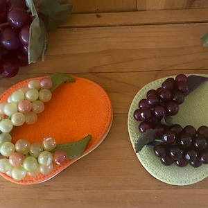 Vintage Retro Flip flops with grapes wine glass stemware coasters* Fun patio bar table flip flop shaped drink ware decorative holder