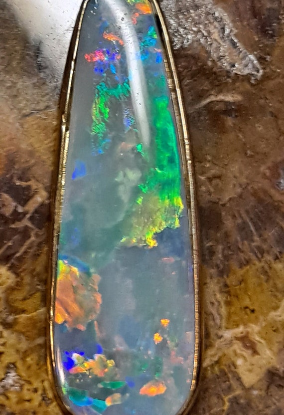 Natural Australian Opal Pendant 14k Yellow Gold La