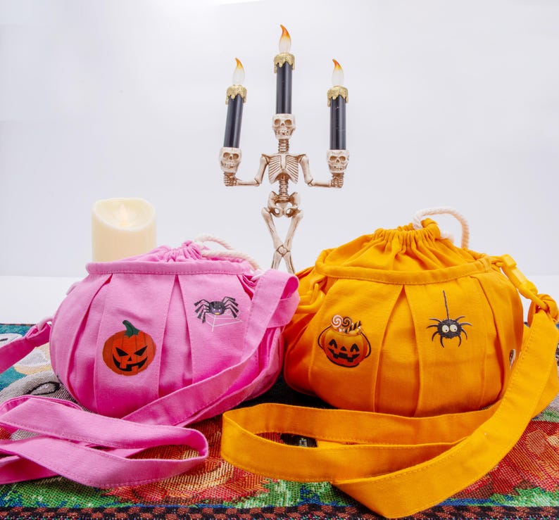 Personalized Halloween Baskets for Kids,Custom Trick or Treat Candy Bag Personalized Halloween Baskets for Kids,Custom Trick or Treat Candy Bag