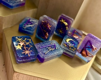 Constellation | Runes • Divination - Custom
