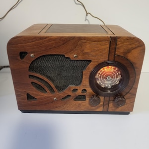 【アンティーク】MONTGOMERY　AIRLINE　真空管ラジオ　可動品　美品  CROSLEY Model 10-137 USA 真空管ラジオ