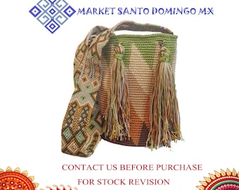 Wayuu Crochet Bag: Ethnic Colombian Shoulder Bag with Tassels