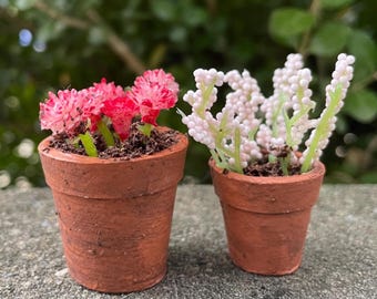 Miniature Terra Cotta Pots with Pink Flowers, Dollhouse Fairy Garden Accessories