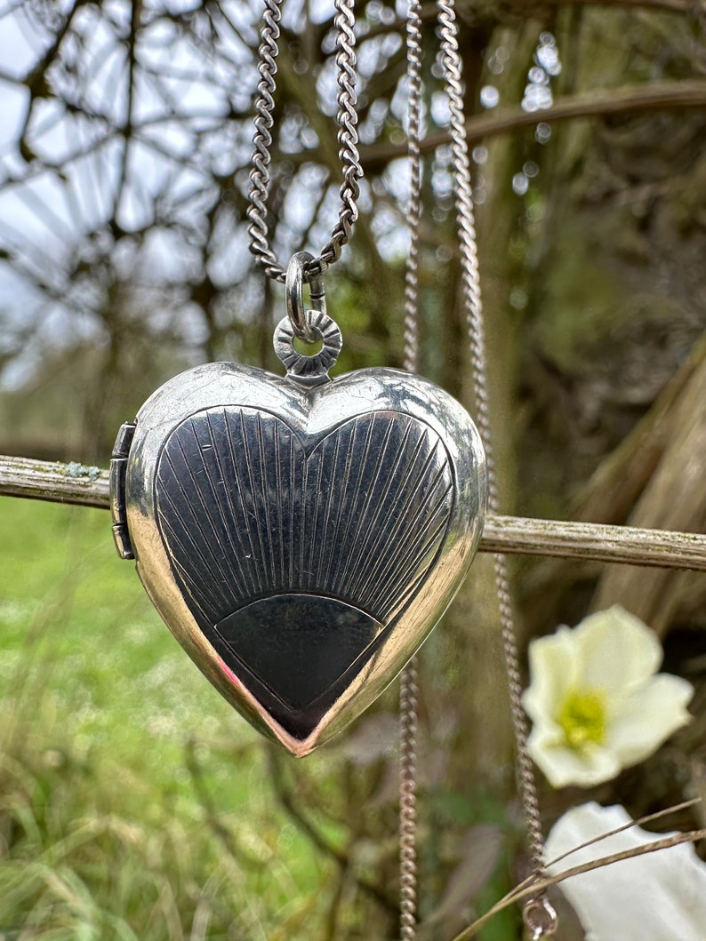 Silver Heart Sunburst Locket - Etsy