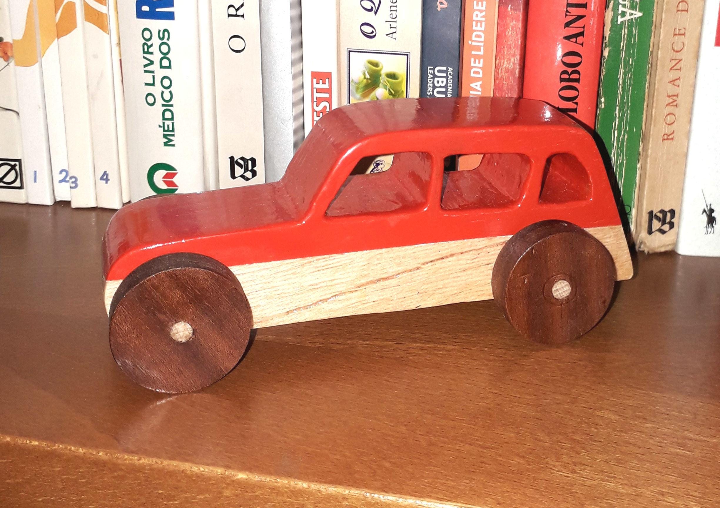 RENAULT 4L - Wood Classic Car for Kids