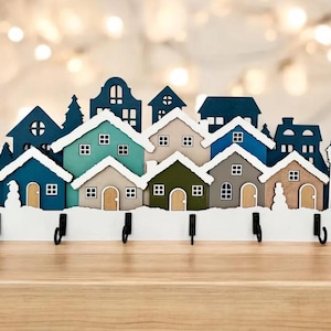 Christmas Wooden Houses Key Holder – Festive Wall Decor with Hooks