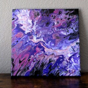 En värld i brand - Abstrakt akrylmålning med flytande konst - Original 10x10"