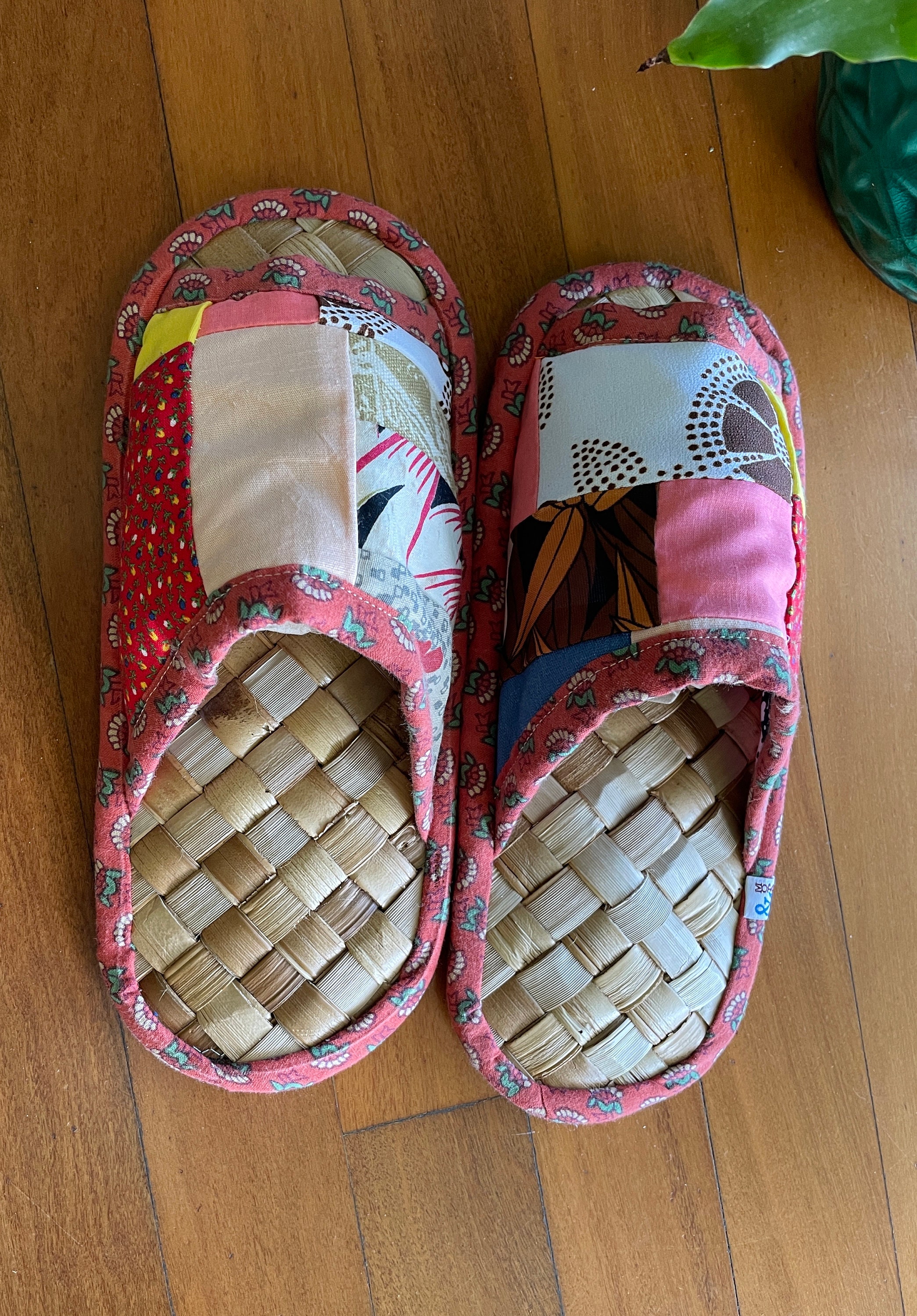Narrow bedroom slippers sale