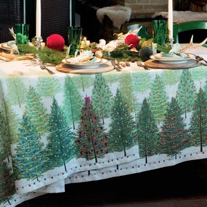 Nappe de Noël en lin, motif sapins. Fabriquée en Italie. Linge de table de Noël. Décorations de fêtes d'hiver. Idée cadeau de Noël. Décoration intérieure.