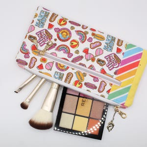 Barbie Zipper Pouch: Handgjord sminkväska med lapptäcke