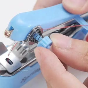 Minimáquina de coser portátil para el hogar: perfecta para viajes y proyectos de bordado pequeños al aire libre