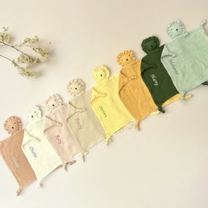 Personalized Lion Baby Comforter: Embroidered Organic Muslin
