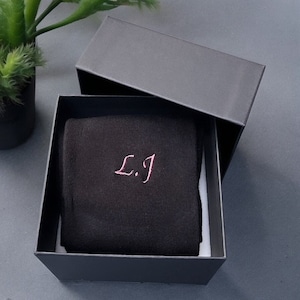 Calzini con monogramma personalizzati / Calzini ricamati / Calzini per la festa del papà / Calzini con monogramma / Occasioni speciali / Calzini / Regalo di Natale