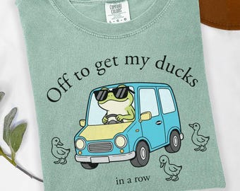 Camiseta con estampado de rana conduciendo una minivan, camiseta divertida para mamás, camiseta con humor sarcástico.