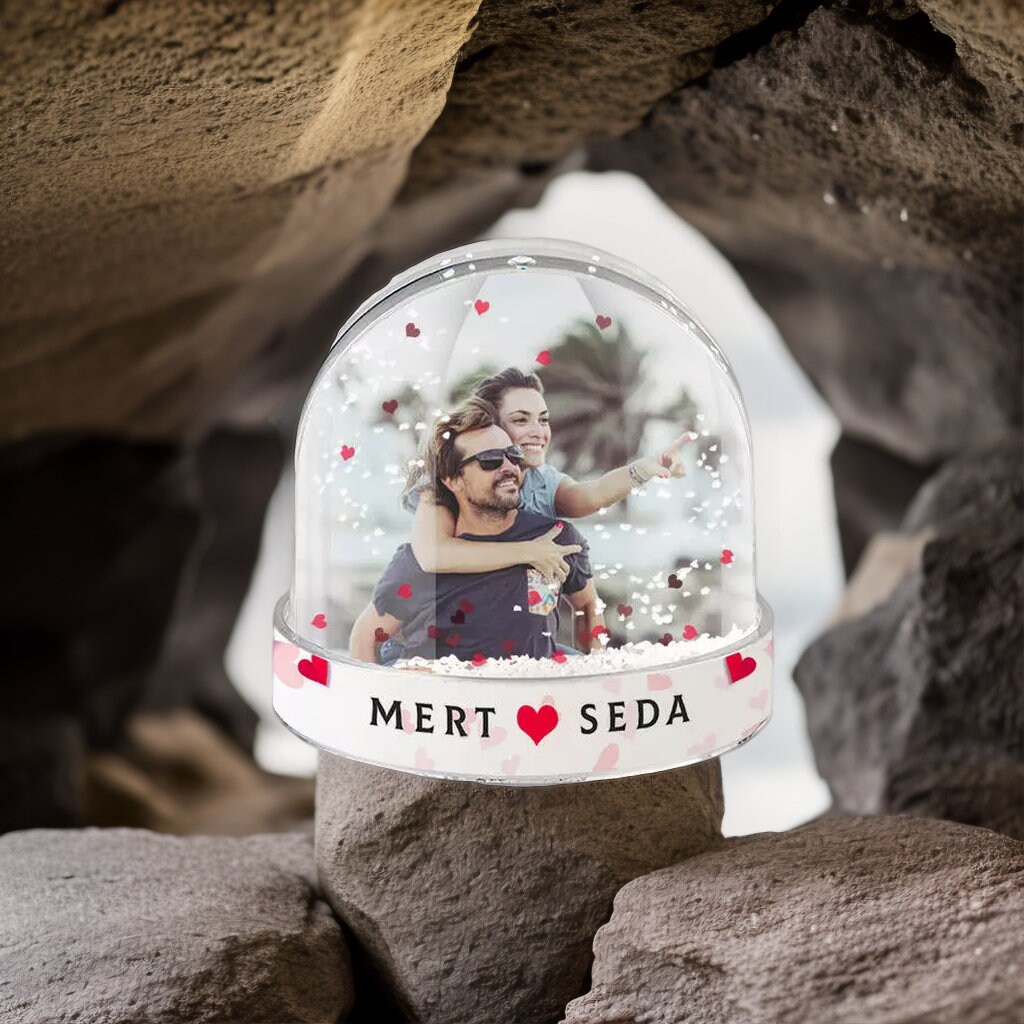 Custom Snow Globe, Personalized Snow Globe, Put on Your Photo and Text Name, Personalized Gift