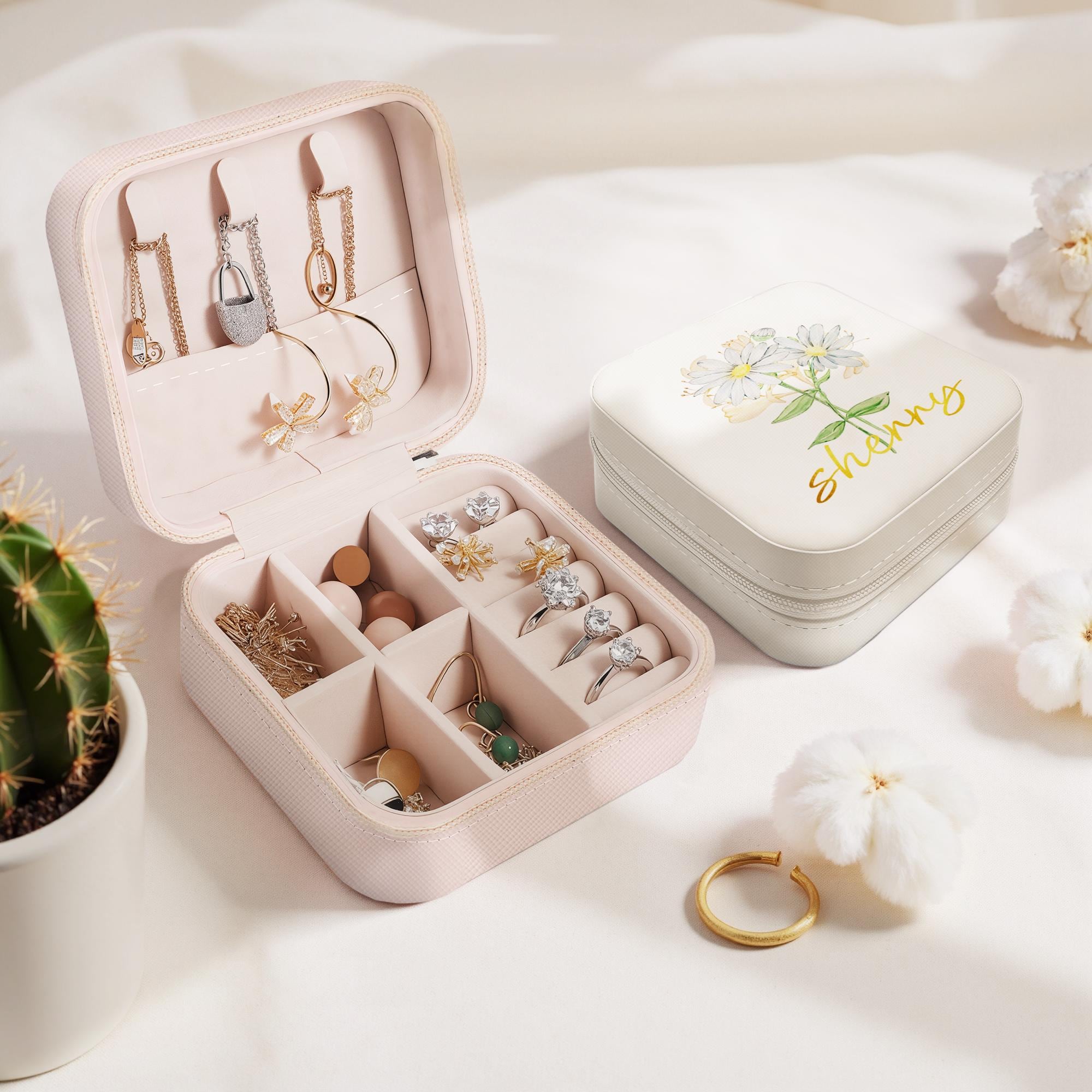 Personalized Travel Jewelry Box With Birth Flower & Name – PU Leather, Compact Case For Bridesmaid, Mom, Wife Gifts