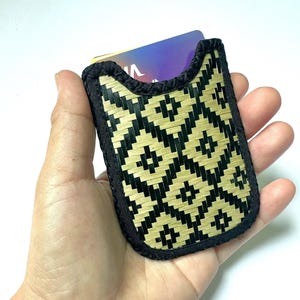 Handgemaakte bamboe geweven kaarthouder - zwart en beige, minimalistische eco-portemonnee, natuurlijk cadeau voor hem of haar