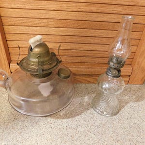 25-976 Vintage White Flame Light Co Oil Lamp Base w/ Loop Fingerhole & 6" Mini