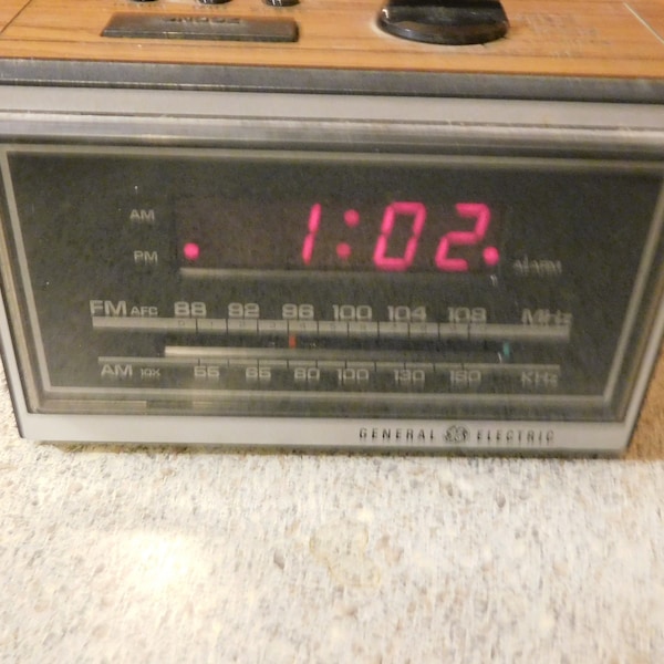 General Electric Vintage Clock Radios - Etsy
