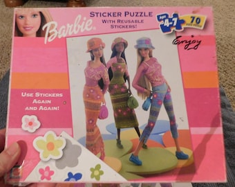 26-854 Vintage 2000 Mattel Barbie 70 Piece Jigsaw Puzzle Complete Barbies Boxed RARE