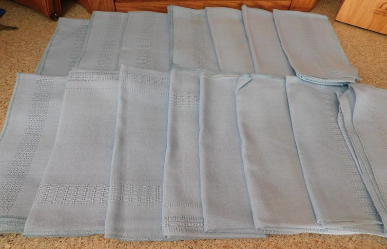 26-449 Set of 15 Vintage NOS Light Blue 17" x 18" Table Linen Napkins Stitching image 1