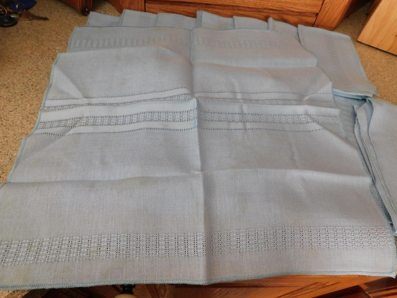 26-449 Set of 15 Vintage NOS Light Blue 17" x 18" Table Linen Napkins Stitching image 7