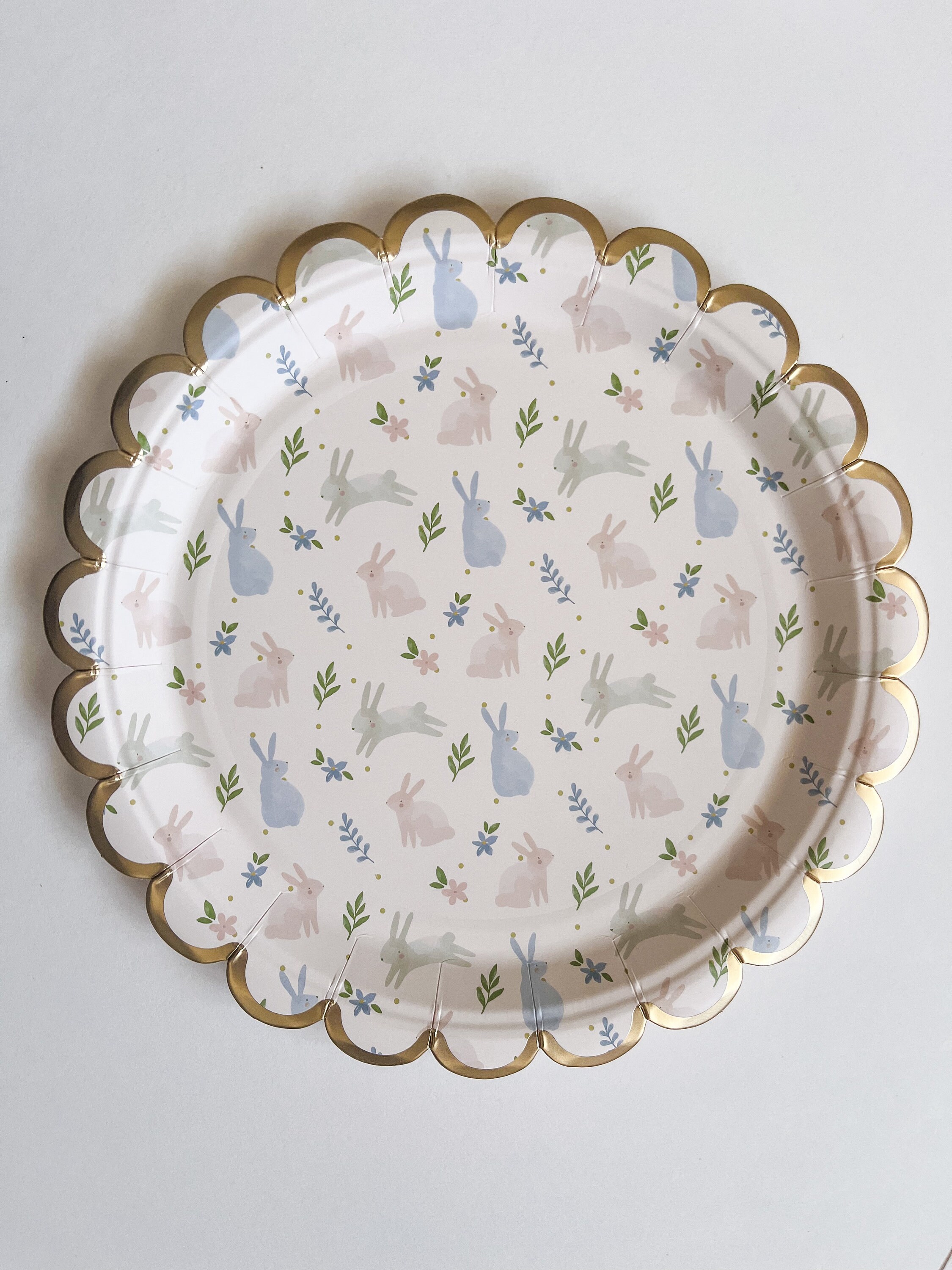 Rabbit Motif Scalloped Stoneware Pottery Shallow Bowl