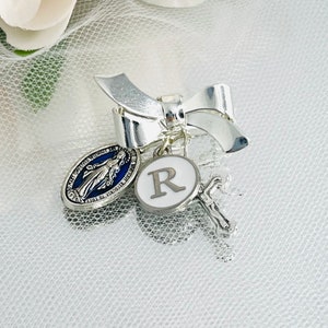 Kommunion Pin, Baby Andenken, Andenken Baby, Anstecknadel personalisiert, Taufe Anstecknadel, religiöses Geschenk, Andenken Anstecknadel - MARIA