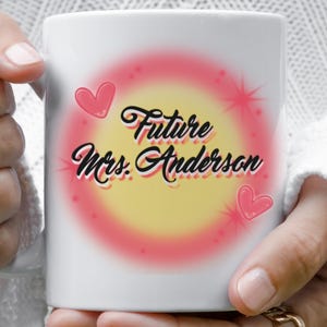 Personalisierte Zukunft Frau Becher für Verlobte Kaffeetasse Geschenk für Brautparty Benutzerdefinierte Geschenkidee für Braut rosa Becher für Zukunft Frau Custom Cup